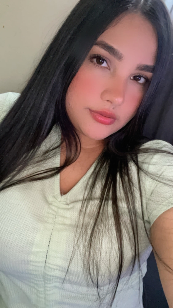 Right now I just want to talk and have a lot of fun with someone come and talk to me now I'm very naughty today