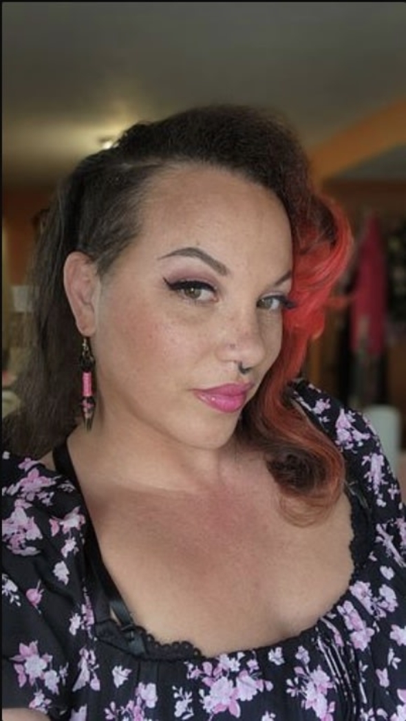 In my 1950s housewife MommyDomme era