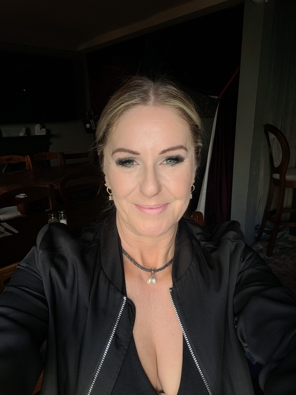 This was taken in London, love to travel x