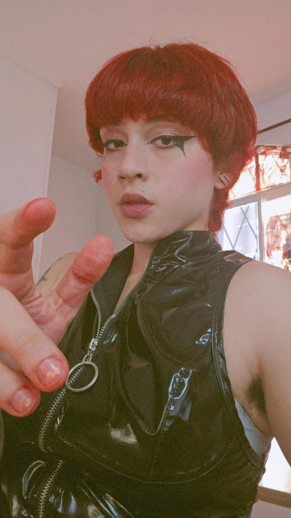 LATEX SUIT RED HAIR, THATS ME, MISTRESS RED, FULL OF CREATIVITY AND SENSE OF GREAT FETISH!