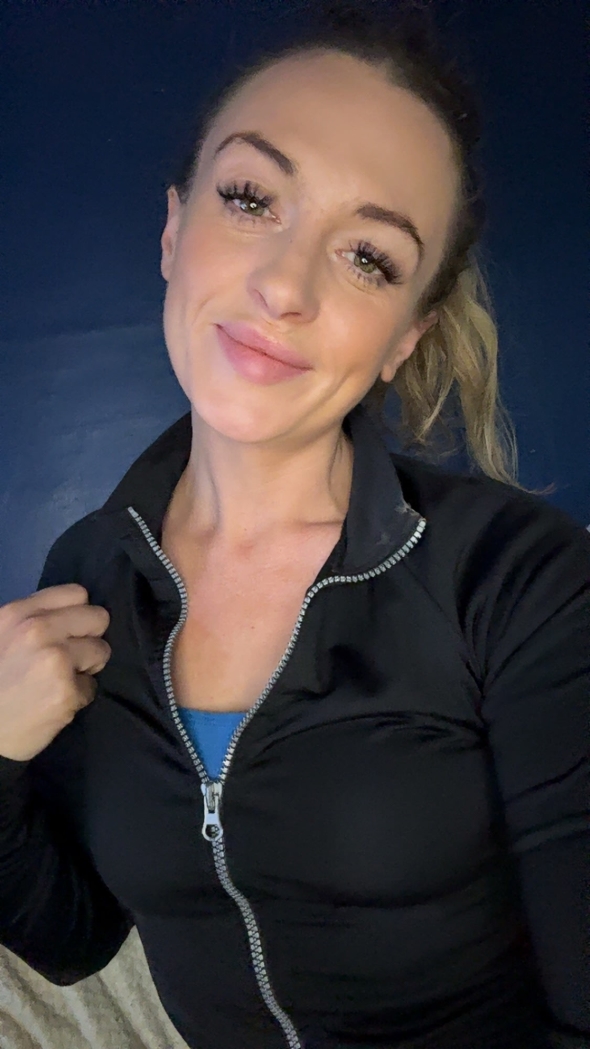 Smiling feeling naughty ready for the gym today 