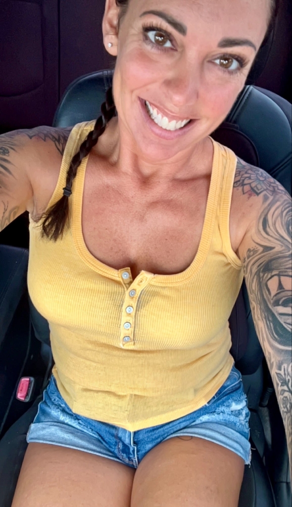 Just wanted to say hi and i hope you have a wonderful day 