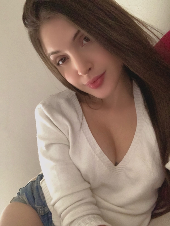 Are you looking to get to know me? Text or call you prefer?