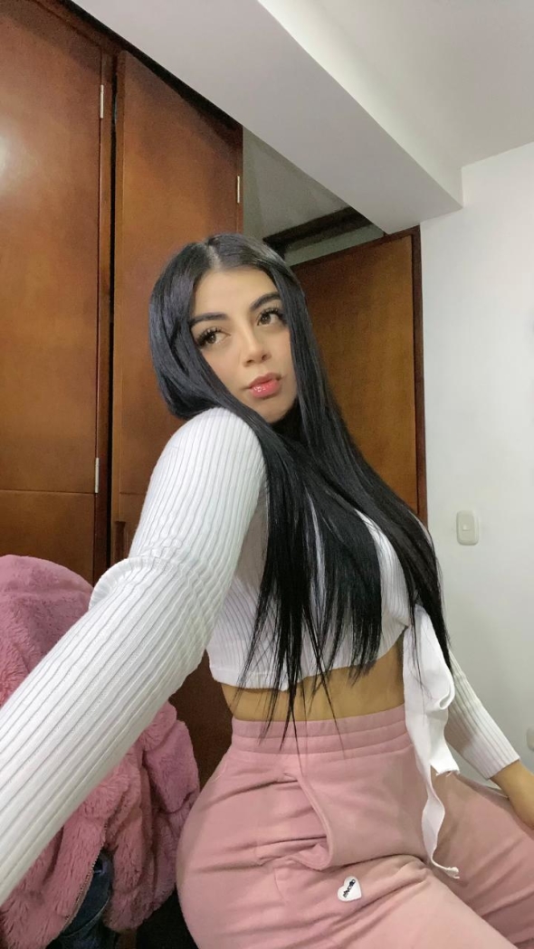 Soy una linda colombiana buscando diversión 😈