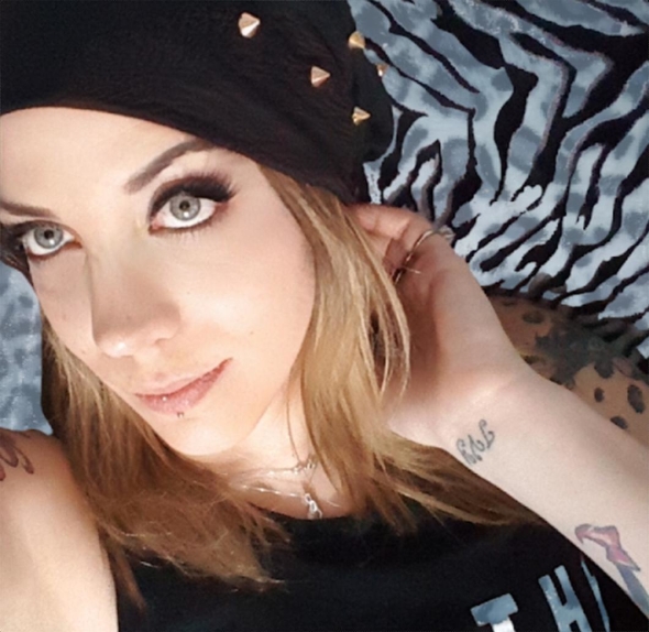 Just me, come chat with me babe!