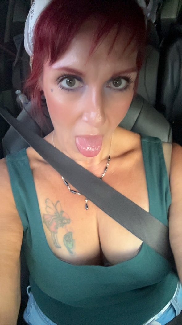 Am in desperate need for something to be placed on my tongue 