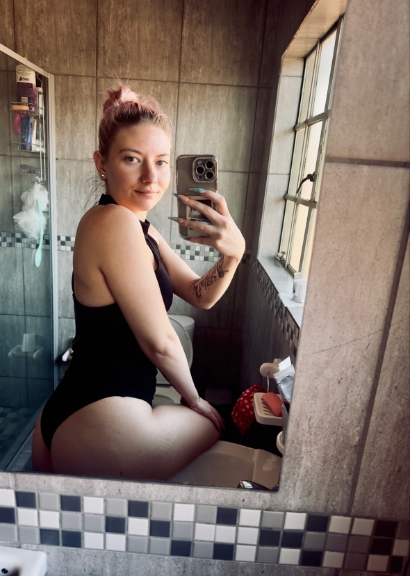 If you like mirror pictures I can take some naughty ones for you 