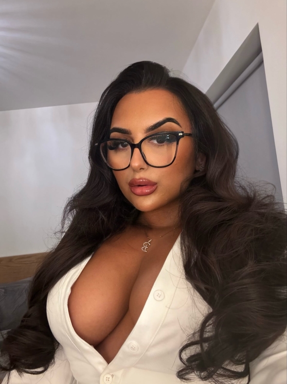 Ready to go out feeling sexy and naughty  xx